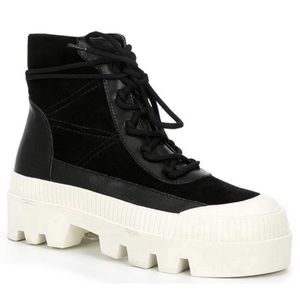 Gianni Bini Wander-Lust Leather platform booties Women 7.5 black